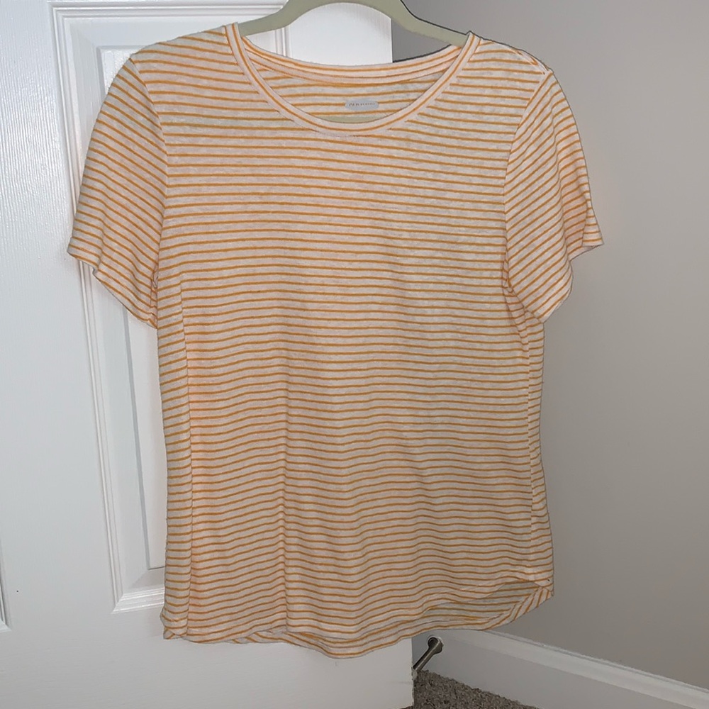 Old Navy T Shirt